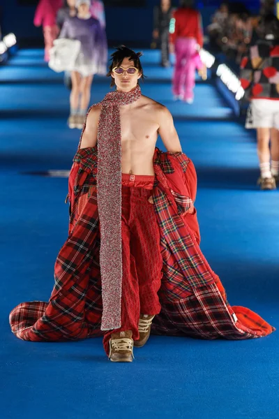 Look 34